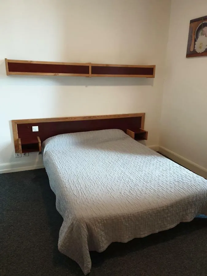 Hotel Malpel دوكازوفيل